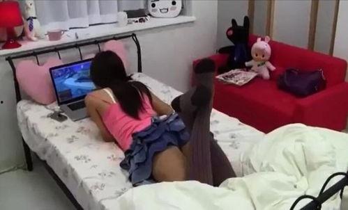 女人脱丝袜全过程视频,一窥女性脱袜瞬间