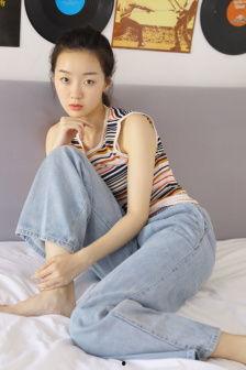 多波结衣Av,时尚界的璀璨新星